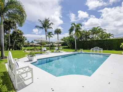 10182 SE Acorn Way, Jupiter, FL 33469