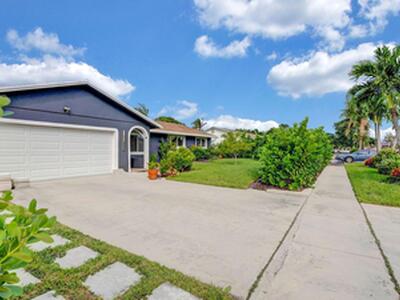 2941 Angler Drive, Delray Beach, FL 33445