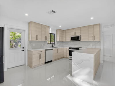 513 Lindell Boulevard, Delray Beach, FL 33444