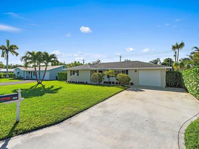 372 Franklin Road, Tequesta, FL 33469