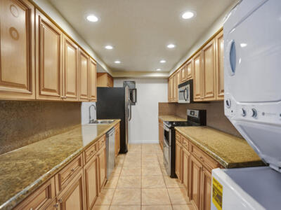 1401 S Federal Highway, Boca Raton, FL 33432