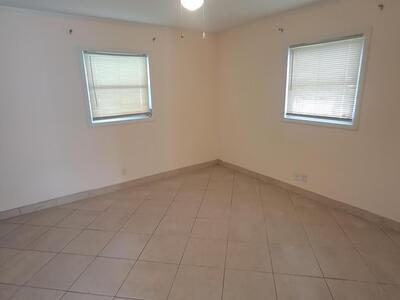 1021 Selkirk Street N, West Palm Beach, FL 33405