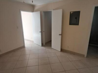 1021 Selkirk Street N, West Palm Beach, FL 33405