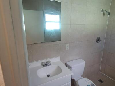 1021 Selkirk Street N, West Palm Beach, FL 33405