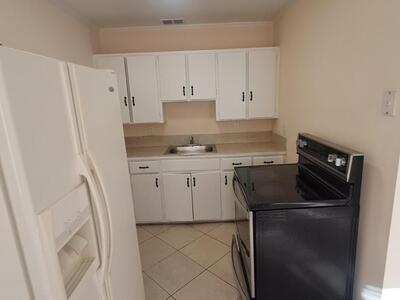 1021 Selkirk Street N, West Palm Beach, FL 33405