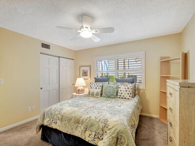 318 Oak Harbour Drive, Juno Beach, FL 33408