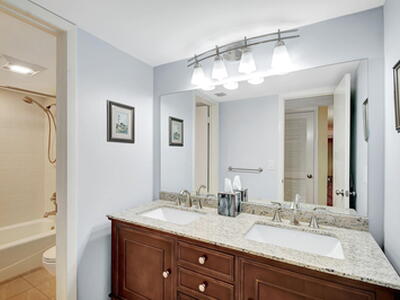 318 Oak Harbour Drive, Juno Beach, FL 33408