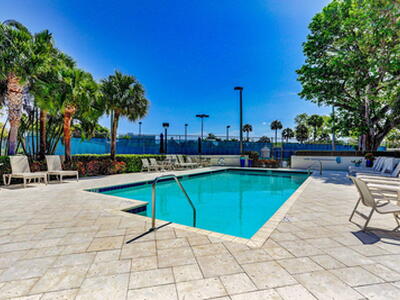 318 Oak Harbour Drive, Juno Beach, FL 33408