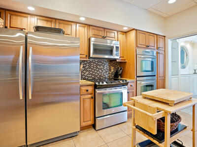 5380 N Ocean Drive, Singer Island, FL 33404