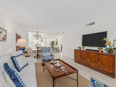 127 Peruvian Avenue, Palm Beach, FL 33480