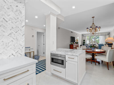 127 Peruvian Avenue, Palm Beach, FL 33480