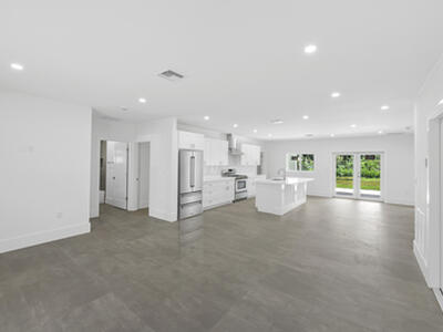 13350 61st Lane N, West Palm Beach, FL 33412