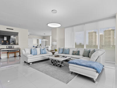 3800 N Ocean Drive, Singer Island, FL 33404