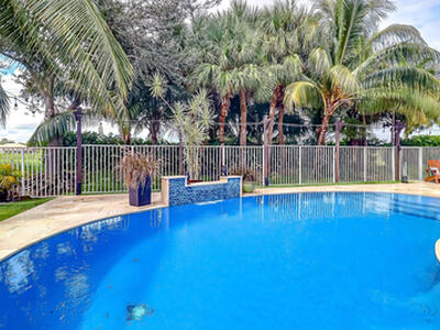 1289 Beacon Circle, Wellington, FL 33414