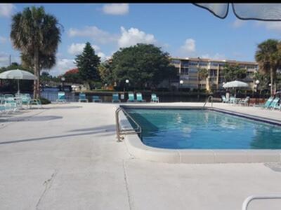 2731 Taft Street, Hollywood, FL 33020