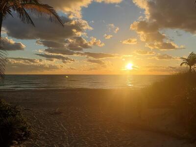 2731 Taft Street, Hollywood, FL 33020