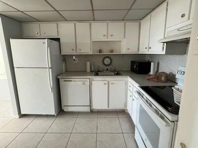 2731 Taft Street, Hollywood, FL 33020