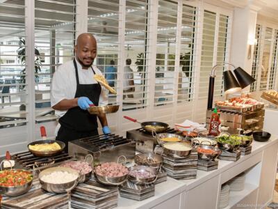 24 Stratford Drive, Boynton Beach, FL 33436