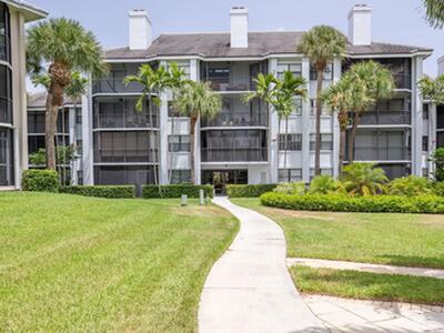 123 Bay Colony Drive N, Juno Beach, FL 33408