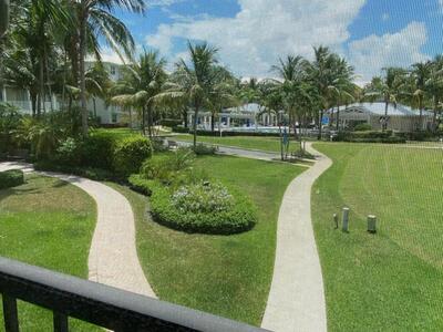 123 Bay Colony Drive N, Juno Beach, FL 33408