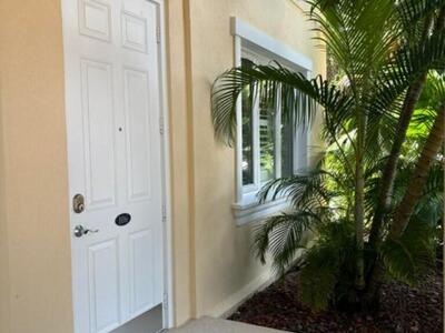 11 Harbour Isle Drive W