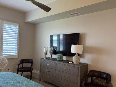 33 Harbour Isle Drive W, Fort Pierce, FL 34949