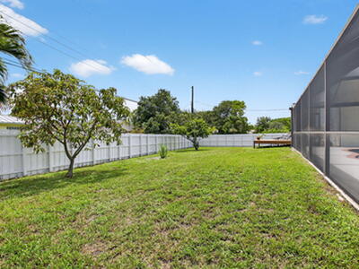 488 NW 13th Street, Boca Raton, FL 33432