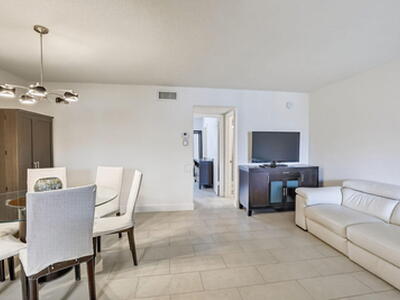 581 Blue Heron Drive, Hallandale Beach, FL 33009