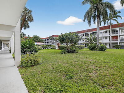 581 Blue Heron Drive, Hallandale Beach, FL 33009