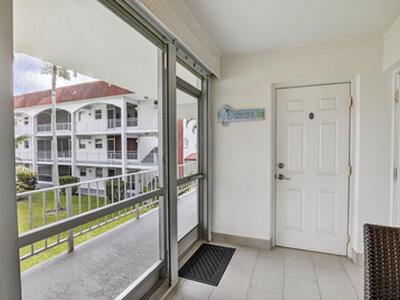 581 Blue Heron Drive, Hallandale Beach, FL 33009