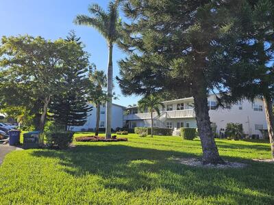 114 Norwich E, West Palm Beach, FL 33417