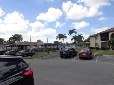 3560 Pine Needle Drive, Greenacres, FL 33463