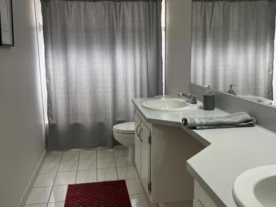 9775 Sun Pointe Drive, Boynton Beach, FL 33437