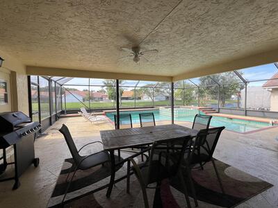 9775 Sun Pointe Drive, Boynton Beach, FL 33437