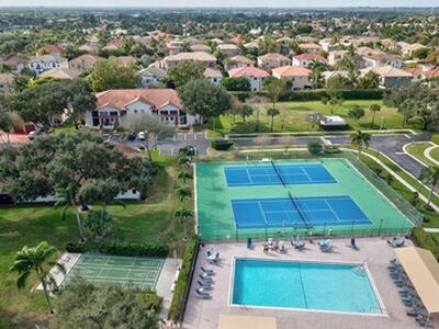 9775 Sun Pointe Drive, Boynton Beach, FL 33437