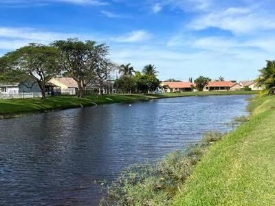 9775 Sun Pointe Drive, Boynton Beach, FL 33437