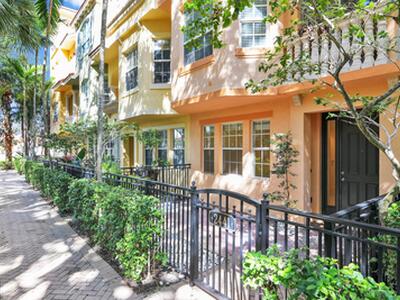 2441 San Pietro Circle