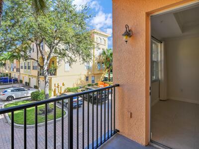 2441 San Pietro Circle, Palm Beach Gardens, FL 33410