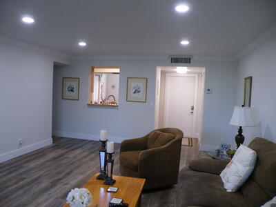 15 Willowbrook Lane, Delray Beach, FL 33446