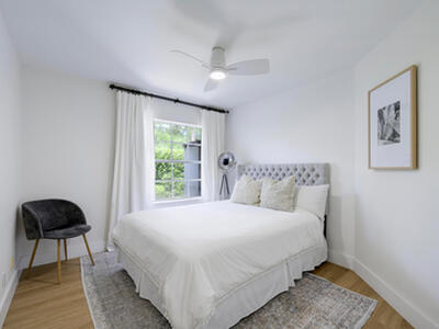 32 Admirals Court, Palm Beach Gardens, FL 33418