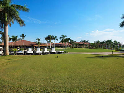 32 Admirals Court, Palm Beach Gardens, FL 33418