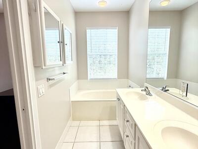 488 Capistrano Drive, Palm Beach Gardens, FL 33410