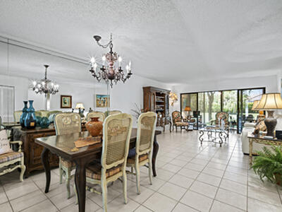 5153 Oak Hill Lane, Delray Beach, FL 33484