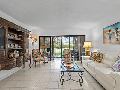 5153 Oak Hill Lane, Delray Beach, FL 33484