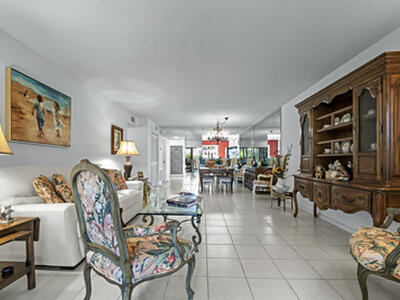 5153 Oak Hill Lane, Delray Beach, FL 33484