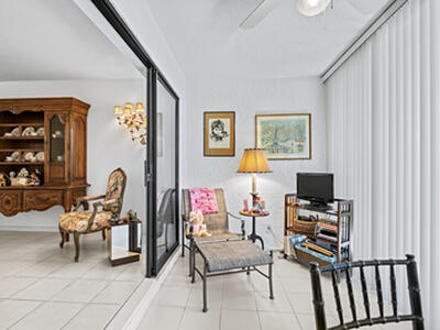 5153 Oak Hill Lane, Delray Beach, FL 33484