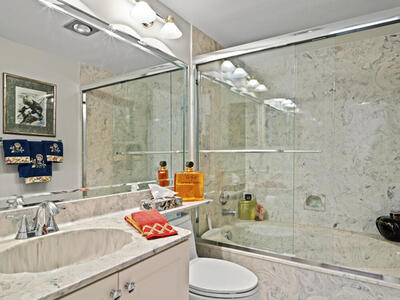 5153 Oak Hill Lane, Delray Beach, FL 33484