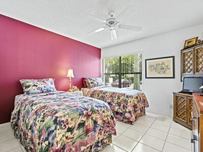 5153 Oak Hill Lane, Delray Beach, FL 33484