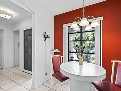 5153 Oak Hill Lane, Delray Beach, FL 33484