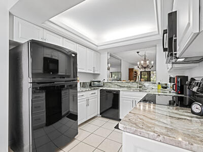 5153 Oak Hill Lane, Delray Beach, FL 33484